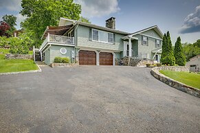 New Fairfield Vacation Rental w/ Lake Views!