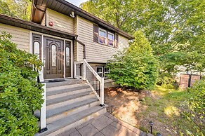 Waltham Vacation Rental ~ 12 Mi to Downtown Boston
