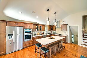 Waltham Vacation Rental ~ 12 Mi to Downtown Boston