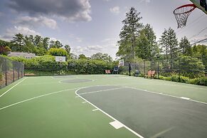 New Fairfield Vacation Rental w/ Lake Views!