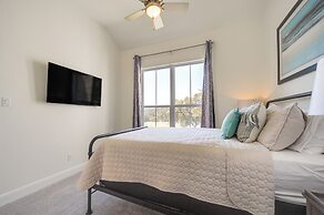 'cascada at Canyon Lake' ~ 1 Mi to Wedding Venues!