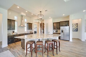 'cascada at Canyon Lake' ~ 1 Mi to Wedding Venues!