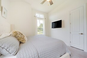 'cascada at Canyon Lake' ~ 1 Mi to Wedding Venues!