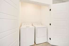 Canyon Lake Oasis: Backyard & Wraparound Deck!