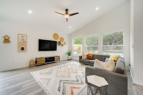 Canyon Lake Oasis: Backyard & Wraparound Deck!