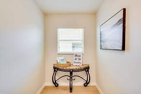 Private Lanai & Pool Access: Home in the Villages!