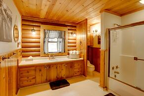 Pet-friendly Bayfield Cabin w/ Game Room & Hot Tub