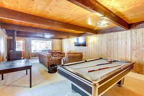 Pet-friendly Bayfield Cabin w/ Game Room & Hot Tub