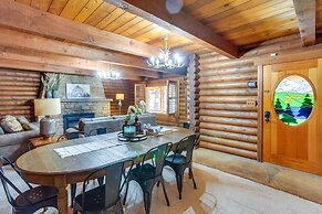 Pet-friendly Bayfield Cabin w/ Game Room & Hot Tub