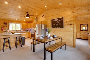 Mtn Views & Fireplace: Grand Lake Cabin Rental!