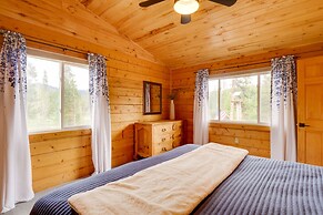 Mtn Views & Fireplace: Grand Lake Cabin Rental!