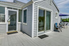 Cozy Westbrook Vacation Rental - Walk to Beach!