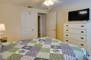 Cozy Westbrook Vacation Rental - Walk to Beach!