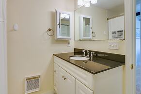 Cozy Westbrook Vacation Rental - Walk to Beach!