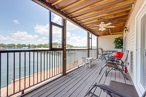 Waterfront Osage Beach Condo w/ Spacious Balcony