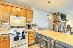 Lake of the Ozarks Condo w/ Screened Porch