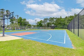 New Bern Vacation Rental w/ Community Amenities!