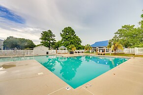 New Bern Vacation Rental w/ Community Amenities!