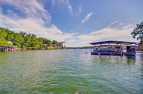Lakefront Osage Beach Retreat w/ Boat Slip!