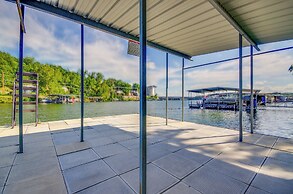 Lakefront Osage Beach Retreat w/ Boat Slip!