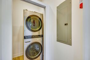 Lakefront Osage Beach Retreat w/ Boat Slip!