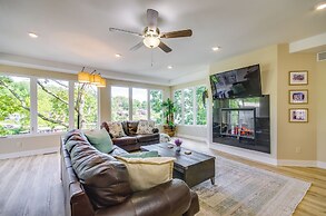 Lakefront Osage Beach Retreat w/ Boat Slip!