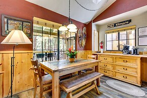 Central Big Bear Lake Retreat w/ Private Hot Tub!