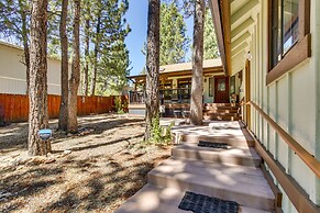 Central Big Bear Lake Retreat w/ Private Hot Tub!