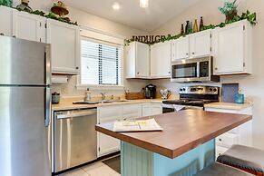 Walk to Pool + Lake: Cozy Osage Beach Condo