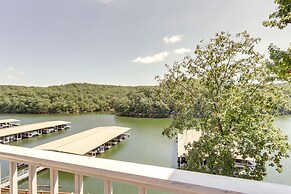 Walk to Pool + Lake: Cozy Osage Beach Condo