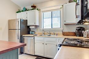Walk to Pool + Lake: Cozy Osage Beach Condo