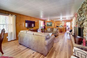 Payson Vacation Rental Cabin w/ Grill + Fire Pit!