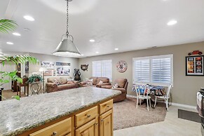 Cozy American Fork Retreat w/ Electric Fireplace