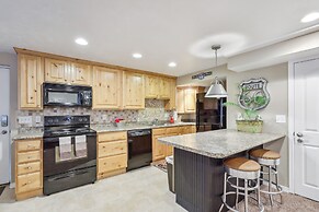 Cozy American Fork Retreat w/ Electric Fireplace