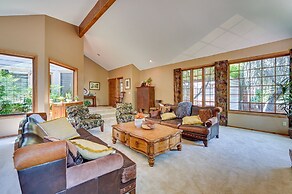 Hot Tub + Games: Spacious Golf Retreat in Payson