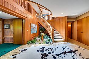 Hot Tub + Games: Spacious Golf Retreat in Payson