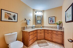 Hot Tub + Games: Spacious Golf Retreat in Payson