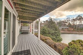 Waterfront Smith Mountain Lake Home w/ Dock!