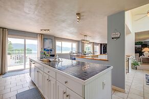 Waterfront Smith Mountain Lake Home w/ Dock!