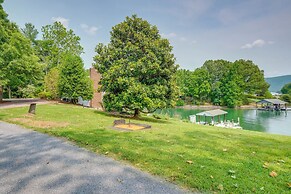 Waterfront Smith Mountain Lake Home w/ Dock!