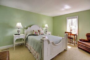 Smith Mountain Lake Getaway w/ Private Dock!