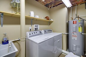 Smith Mountain Lake Getaway w/ Private Dock!