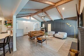 Bakersfield Oasis: Private Pool, Hot Tub & Patio!