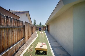 Bakersfield Oasis: Private Pool, Hot Tub & Patio!