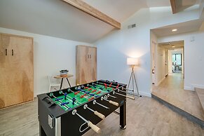 Bakersfield Oasis: Private Pool, Hot Tub & Patio!