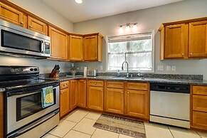 Charming Wilmington Home w/ Patio ~ 7 Mi to Beach!