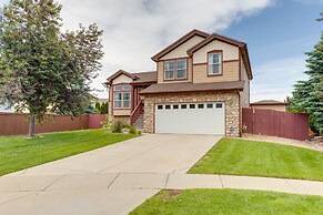 Spacious Aurora Home: 20 Mi to Downtown Denver!