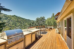 Unique Larkspur Cabin w/ Treetop Mountain Views!