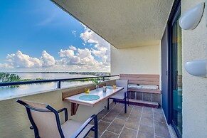 Tropical Hudson Retreat w/ Pool & Tennis Courts!