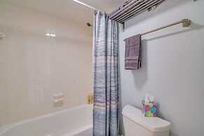 Tropical Hudson Retreat w/ Pool & Tennis Courts!